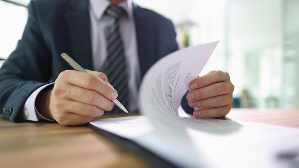 Polski system wyłapie haczyki w umowach. ARBUZ wkracza do urzędów