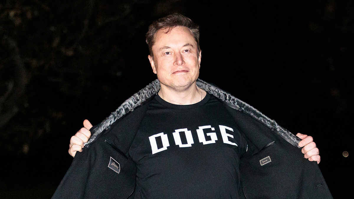 Elon Musk poinformował o swoim odejściu z DOGE. W serii wywiadów udzielonych amerykańskim mediom nie szczędzi krytyki swoim antyfanom, Trumpowi, ale także sobie samemu.