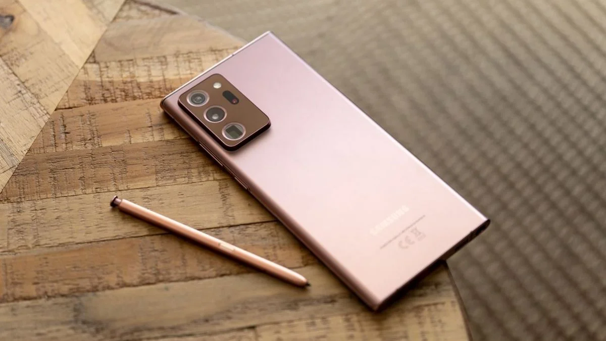 Ostatni ze swojego gatunku Samsung powoli kończy swój żywot. Pora na wymianę smartfona