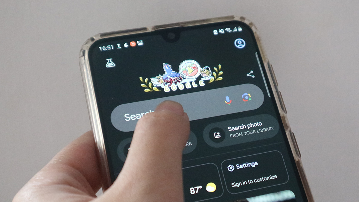Moduł Discover wyszukiwarki Google wychodzi poza ekrany smartfonów. Komputerowa wersja funkcji polecającej artykuły trafia właśnie do pierwszych użytkowników.