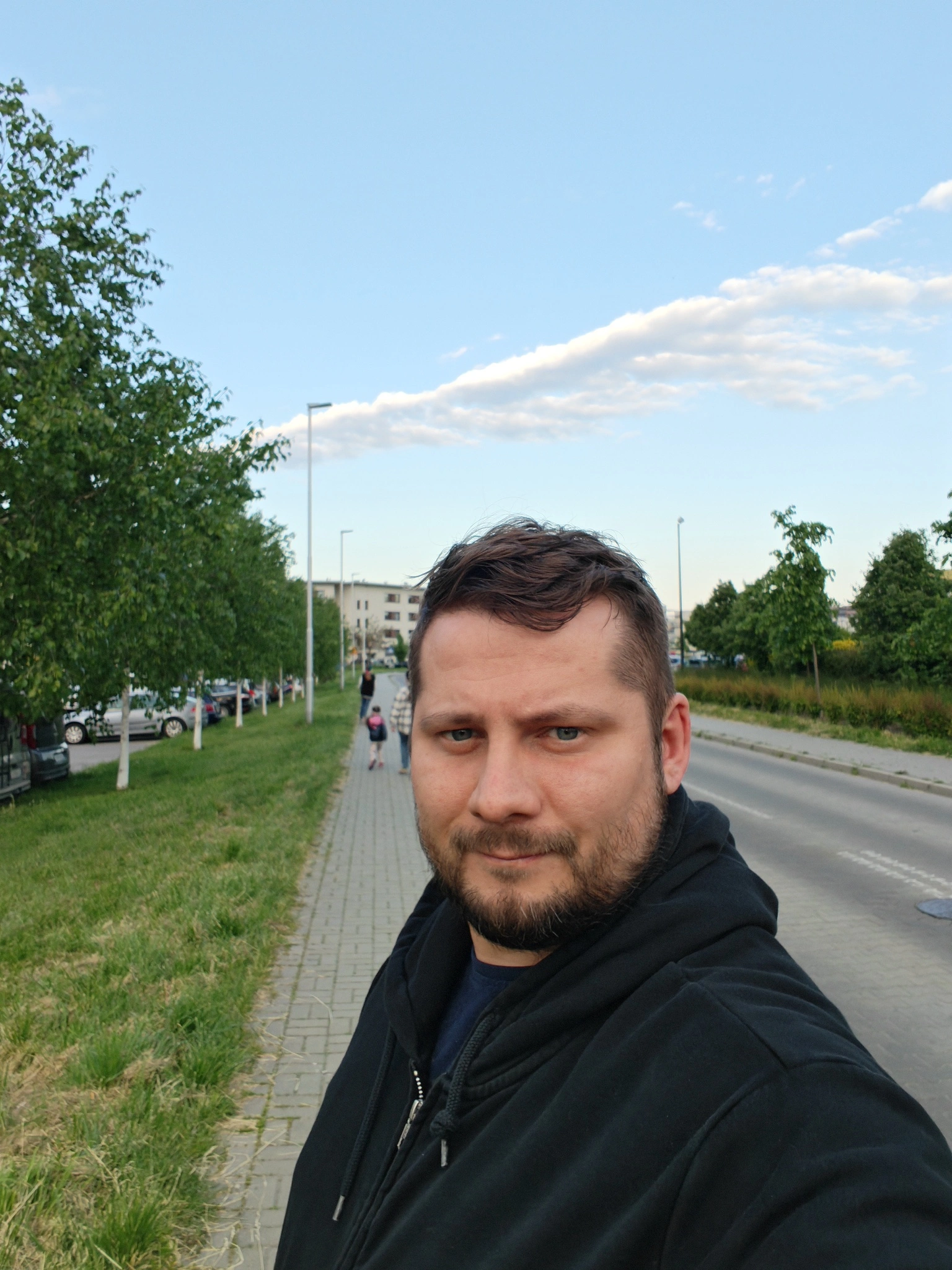 https://ocs-pl.oktawave.com/v1/AUTH_2887234e-384a-4873-8bc5-405211db13a2/spidersweb/2025/05/honor-400-pro-zdjecia-recka-36-1.jpg