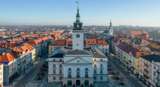 Pociągi przetną miasto na pół. Prezydent ma lepszy pomysł