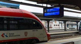 Kupili używane pociągi z Włoch i dali im nowe życie. Wkrótce wyjadą na tory