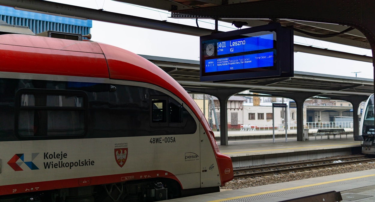 Kupili używane pociągi z Włoch i dali im nowe życie. Wkrótce wyjadą na tory