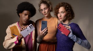 Ten sam telefon, różne baterie. Motorola ma coś dla potrzebujących