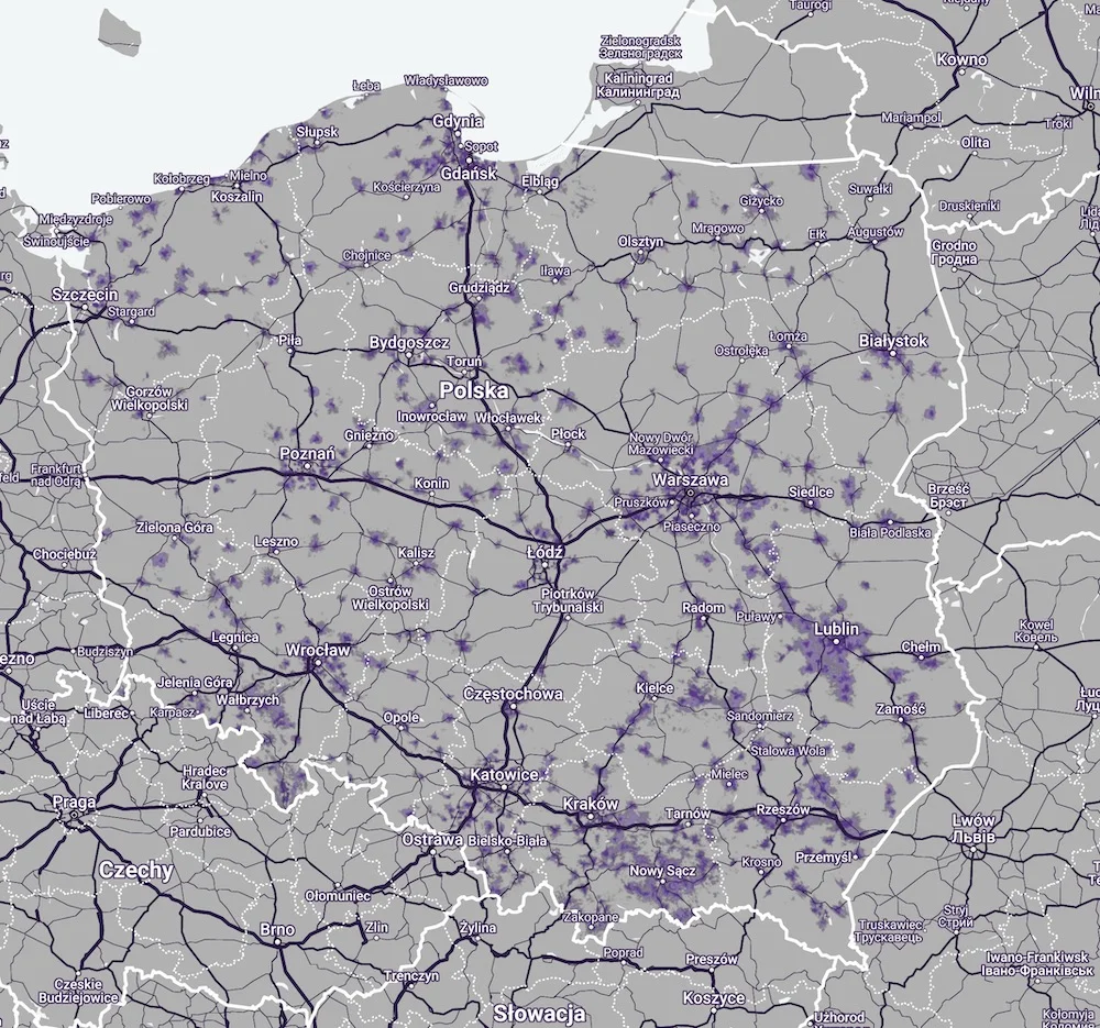 Archiwalna mapa zasięgu 5G od Play. Ciemny fiolet: na zewnątrz i wewnątrz. Jasny fiolet: na zewnątrz (zrzut ekranu: 23 września 2022 r.)