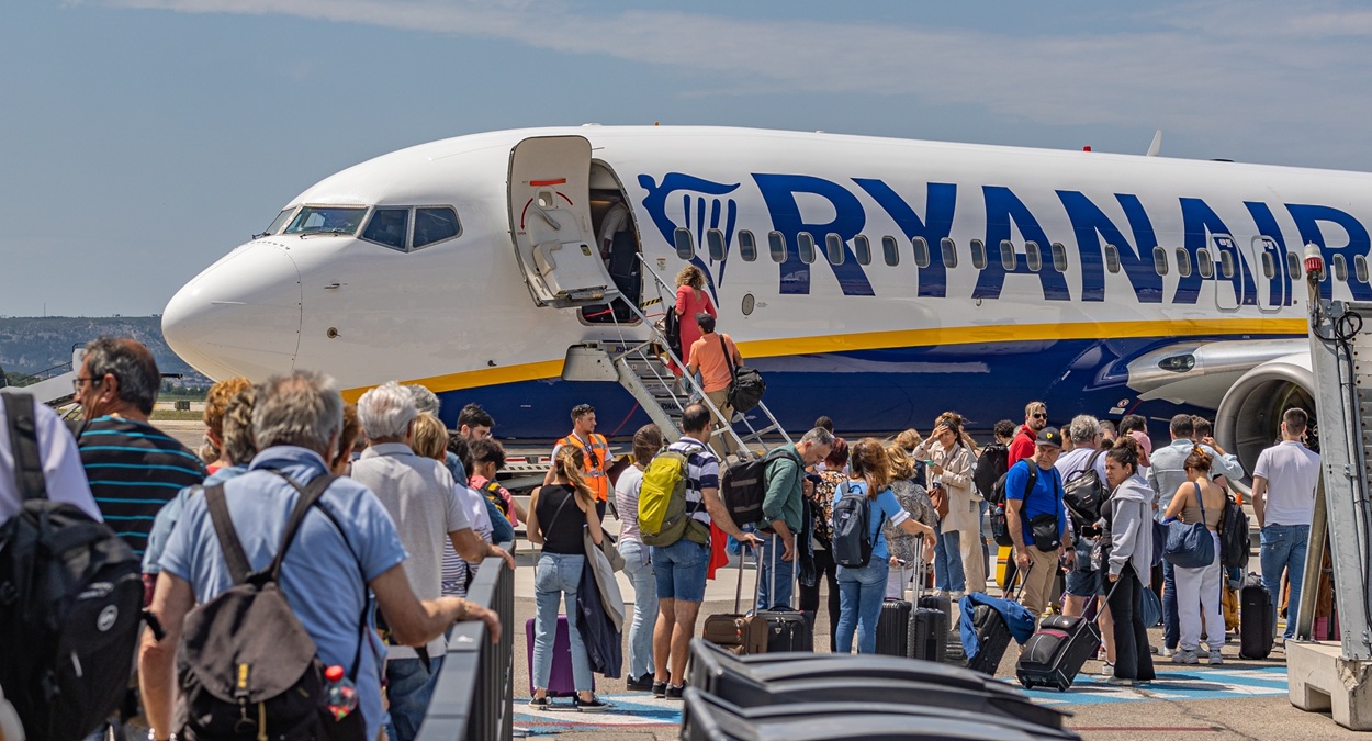 Ryanair bez litości dla bagaży. Nerwówka na lotniskach