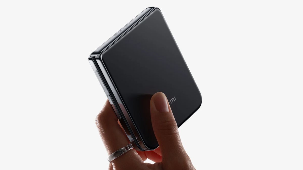 Składany Samsung będzie miał potężnego rywala. Od Xiaomi