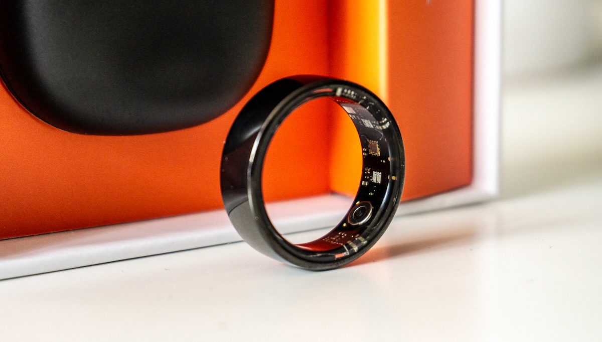 Ruszam kciukiem i zmieniam utwór na spacerze. ASTRAL Smart Ring – test obrączki z przyciskiem