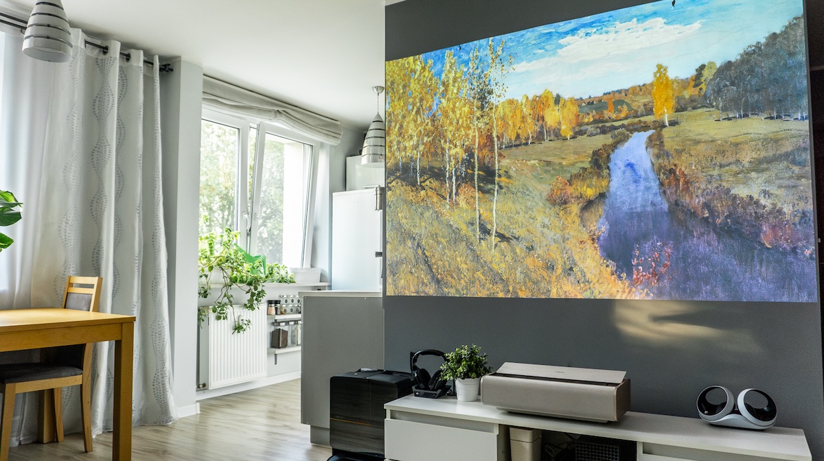Domowa galeria sztuki. Tak projektor z funkcją Art prezentuje piękne obrazy