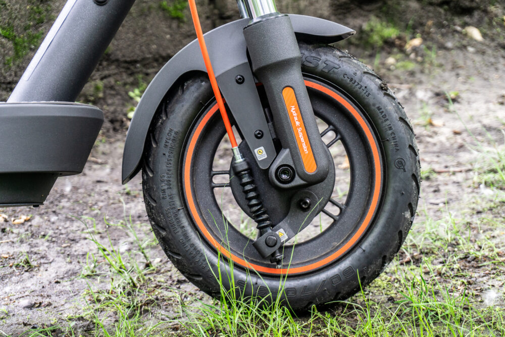 https://cdn-sw.spidersweb.pl/2025/06/Xiaomi-Electric-Scooter-5-Max-6-1000x667.jpg