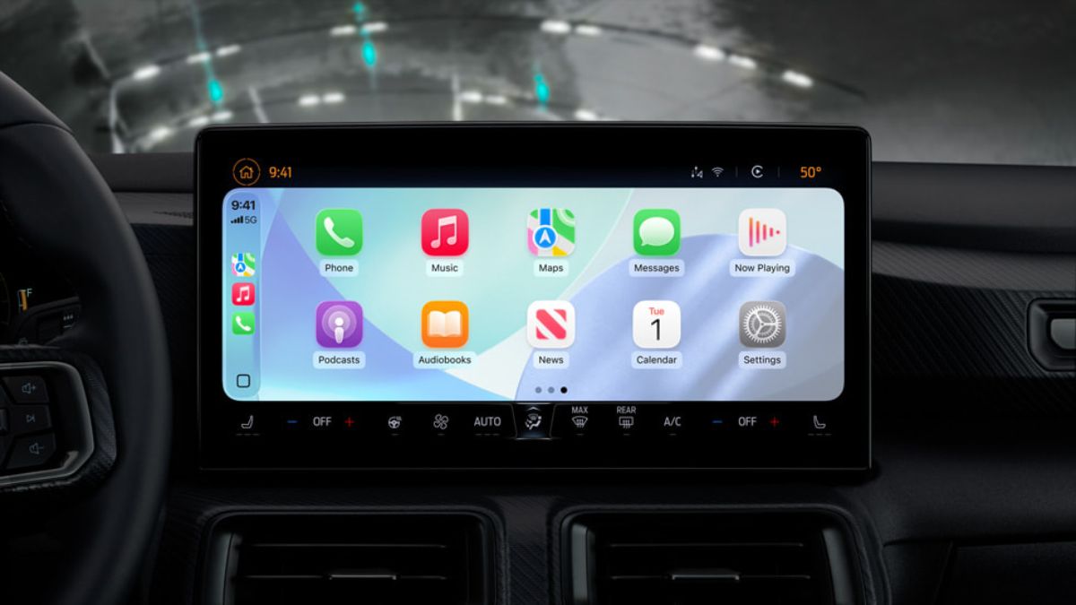 CarPlay obsługa filmów na ekranie samochodu