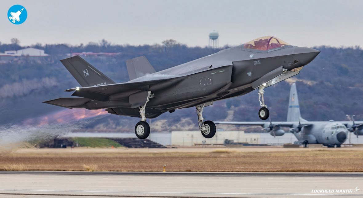 Image for Tak składane są polskie F-35. Ujawniono zdjęcia z fabryki 