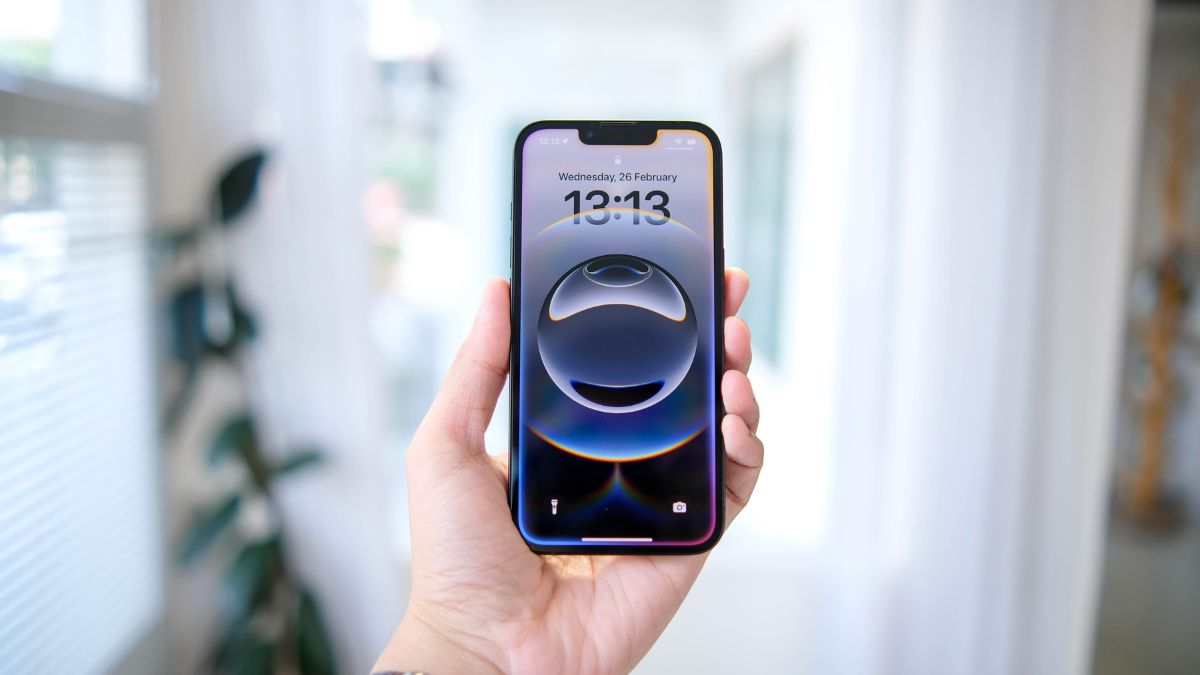 iPhone 16e popularność europa