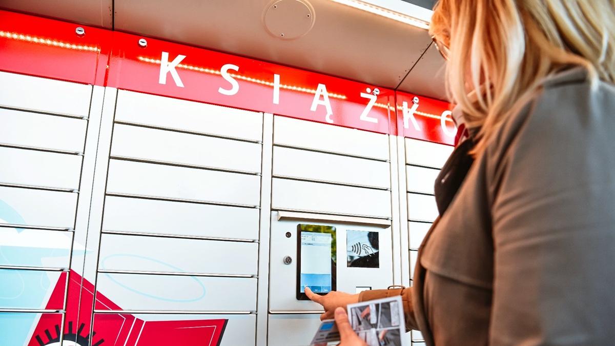 Idziesz do automatu, a tam biblioteka. W polskim mieście pokochali Książkomaty