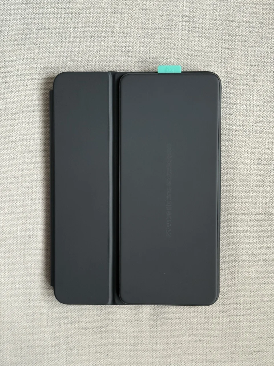 https://ocs-pl.oktawave.com/v1/AUTH_2887234e-384a-4873-8bc5-405211db13a2/spidersweb/2025/06/logitech-flip-folio-ipad-pro-etui-klawiatura-5.jpeg