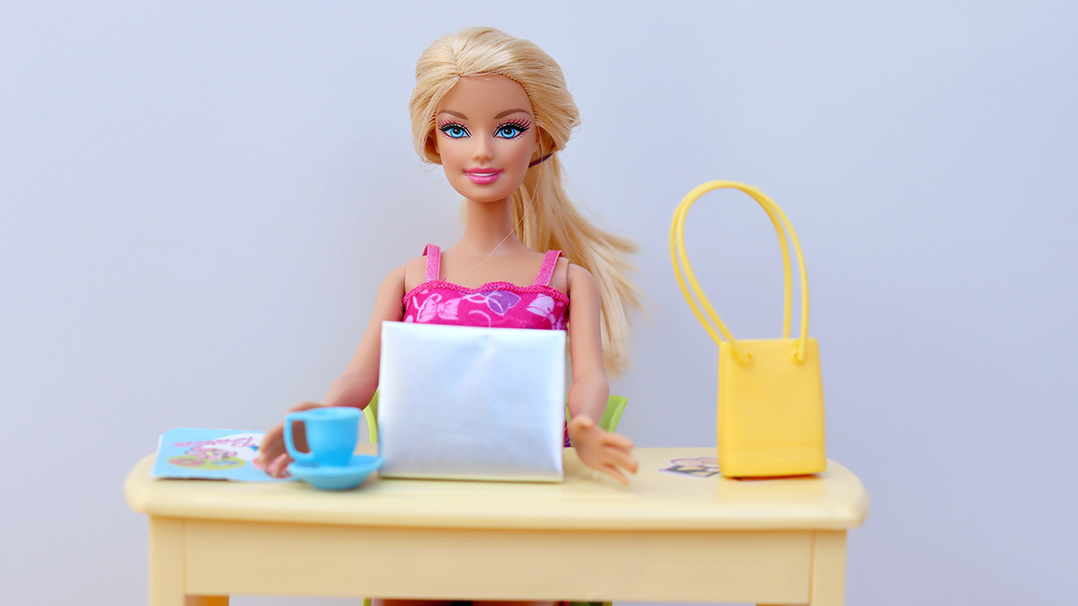 Mattel i OpenAI ogłosiły współpracę, czego efektem jest zastosowanie ChatGPT w rozwoju nowych produktów Mattel i całkowicie "nowego produktu" spod ręki obu firm