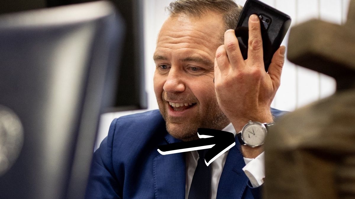 jaki zegarek ma prezydent Karol Nawrocki?