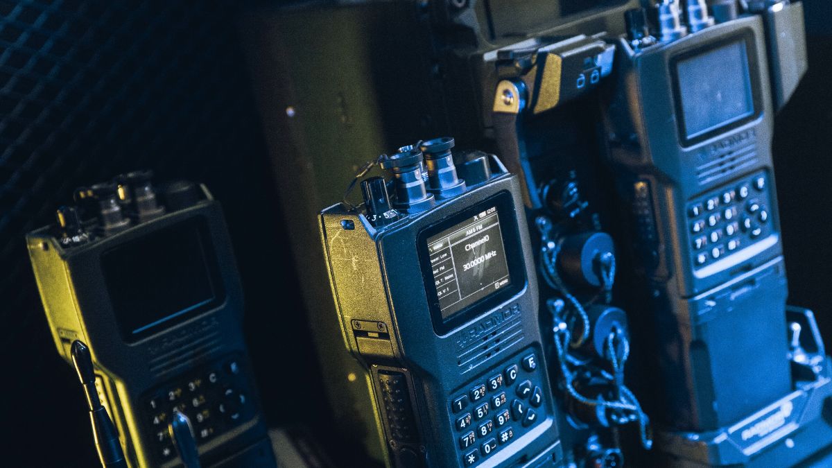 Wojsko Polskie zyskało nowe narzędzie łączności. Radiostacje COMP@N‑Z w służbie