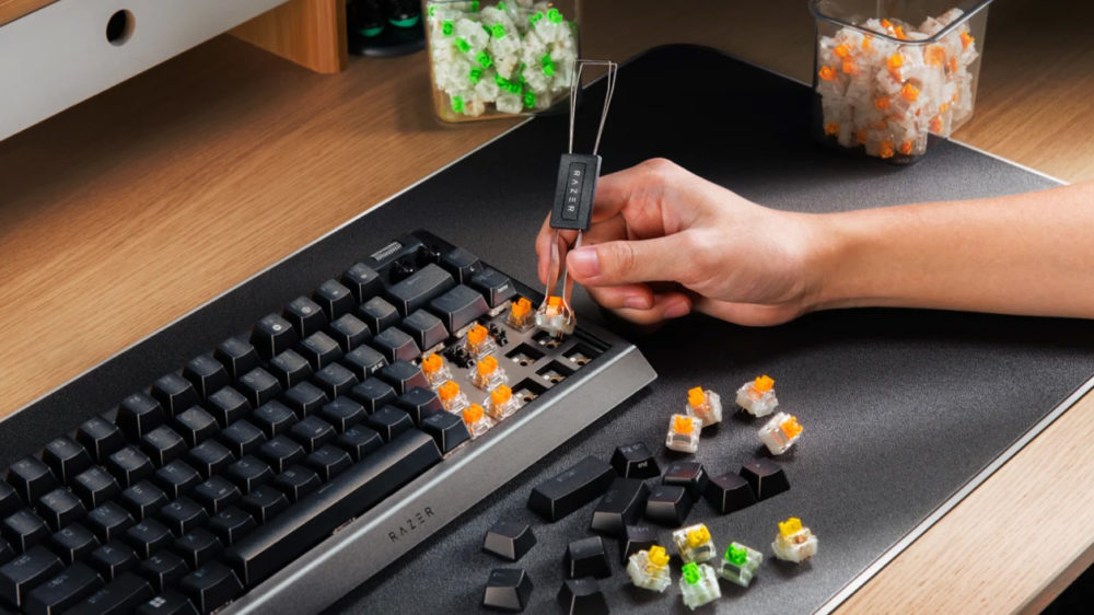 razer-klawiatura-bez-klawiszy-blackwidow-skladanie