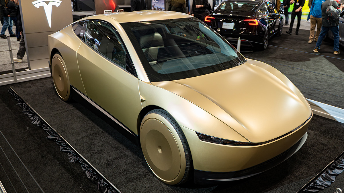 Elon Musk wypuszcza Robotaxi na ulice. Będą na smyczy i nie będą taksówkami