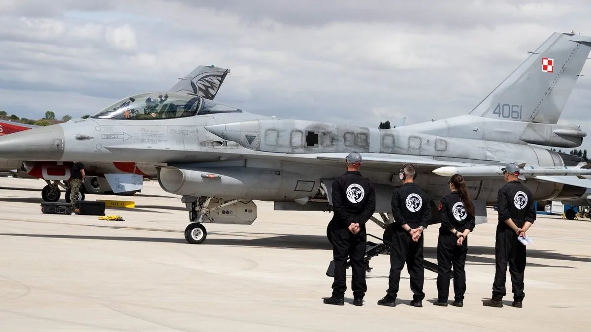 Polak najlepszy na F-16