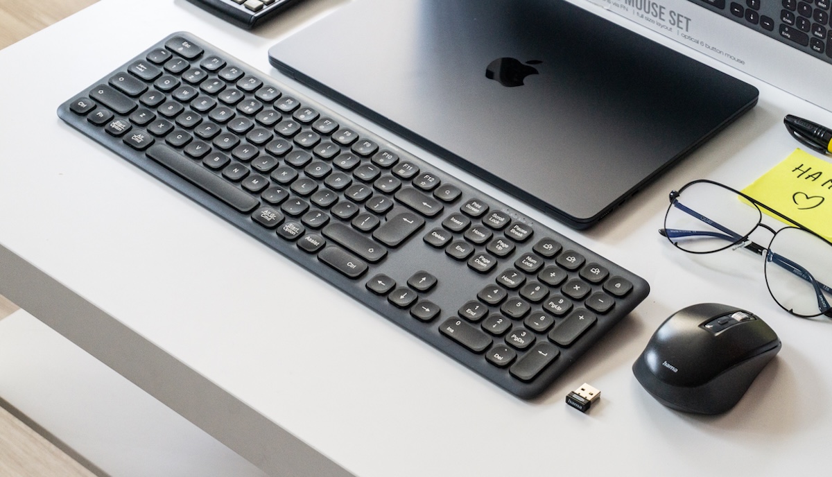 Biurowy bestseller. Zestaw Hama WKM 550 działa z trzema sprzętami jednocześnie – test