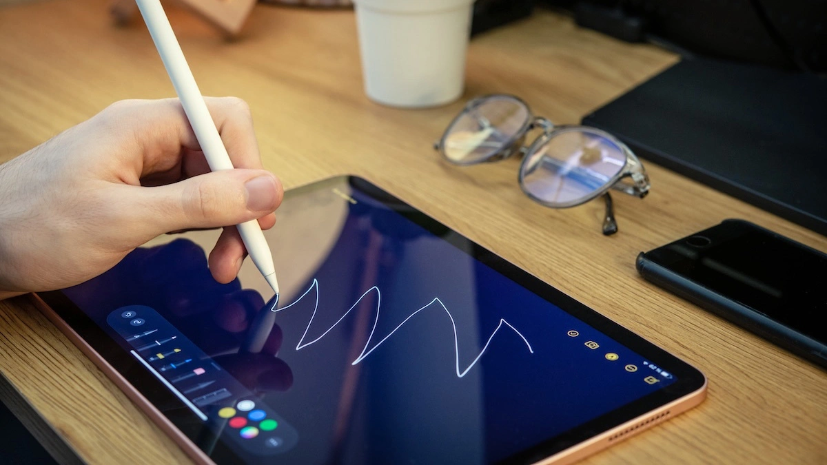Apple ma patent na Apple Pencil działający na każdej powierzchni