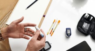 Czy smartwatch zmierzy poziom cukru? Eksperci ostrzegają