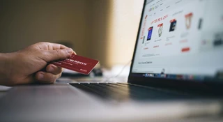 Czy i jak możesz prowadzić sklep internetowy bez firmy?