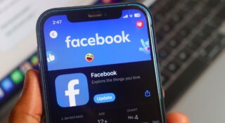 Facebook reklamy komunikat powraca