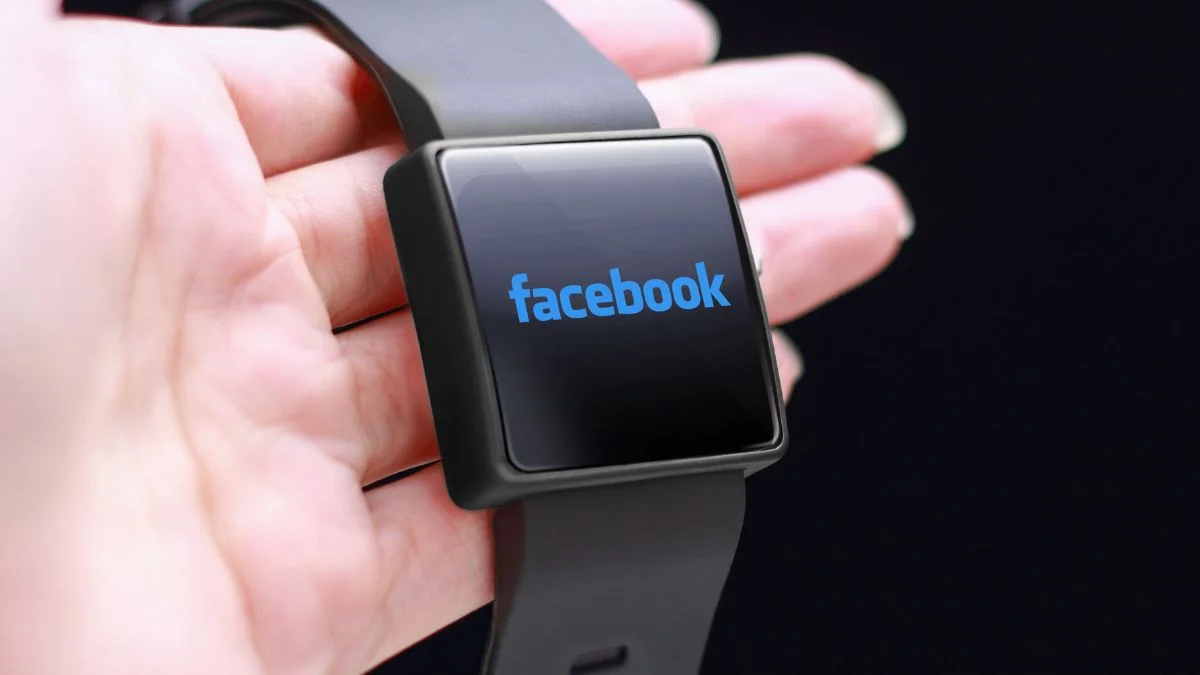Facebook zegarek