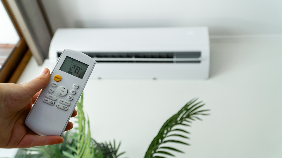 Chcesz mieć chłód, to płać. Klimatyzacja prawem czy towarem?