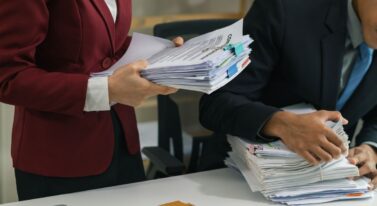 Urzędy w Polsce pozbędą się papieru. Będzie szybciej i bez kolejek