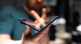 Samsung potwierdza. Podwójnie składany smartfon jest już gotowy