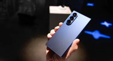 Samsung Galaxy Z Fold 8 wycieka. To on ma złoić składaka od Apple