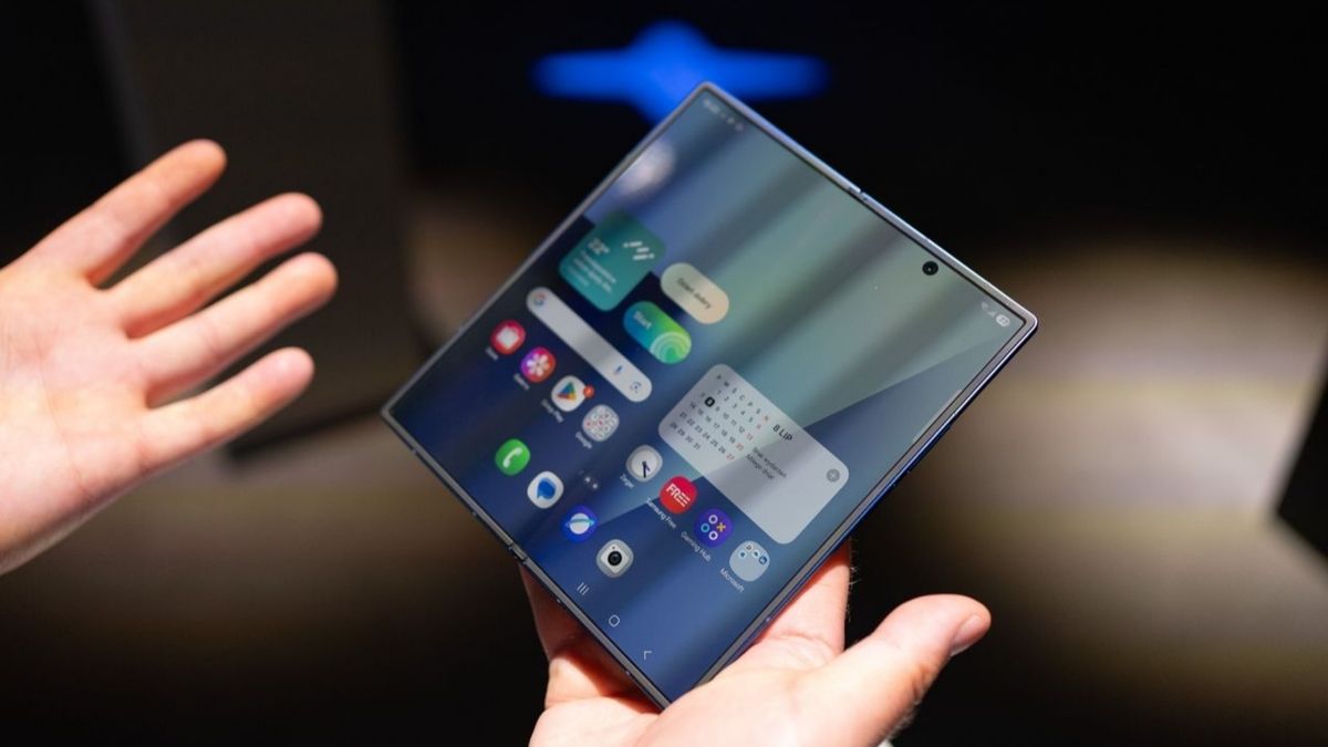 Samsung Galaxy Z Fold 7 kontra Galaxy Z Fold 6. Czy warto dopłacać do nowego modelu?