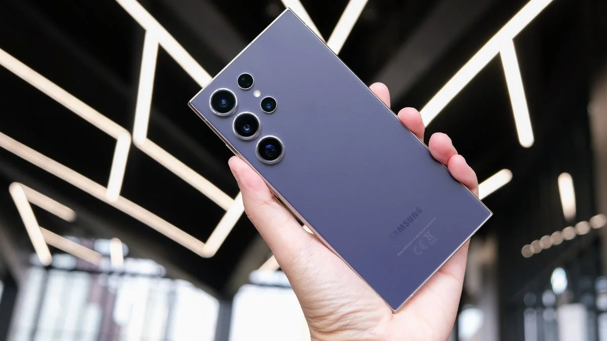 Samsung pozostaje królem smartfonów