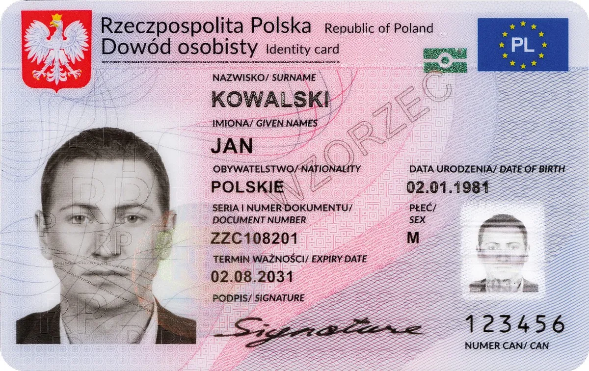 Jakie dokumenty trzeba mieć przy sobie na wypadek wojny? Policjantka tłumaczy