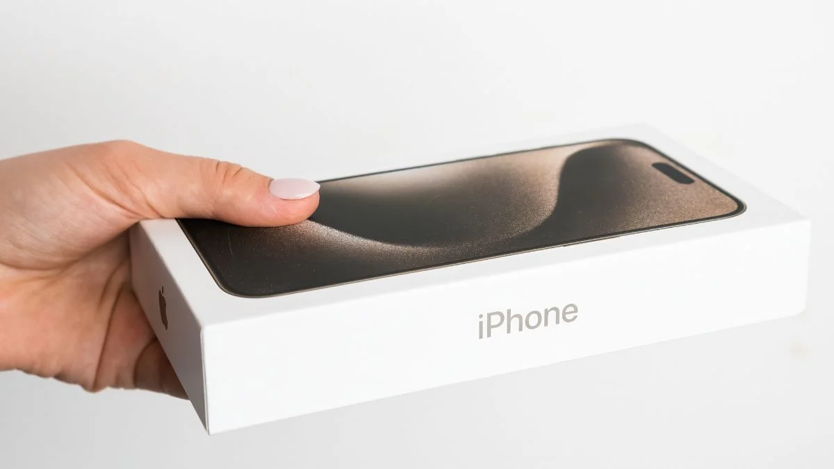 Podróbka iPhone'a 17 Pro przed premierą