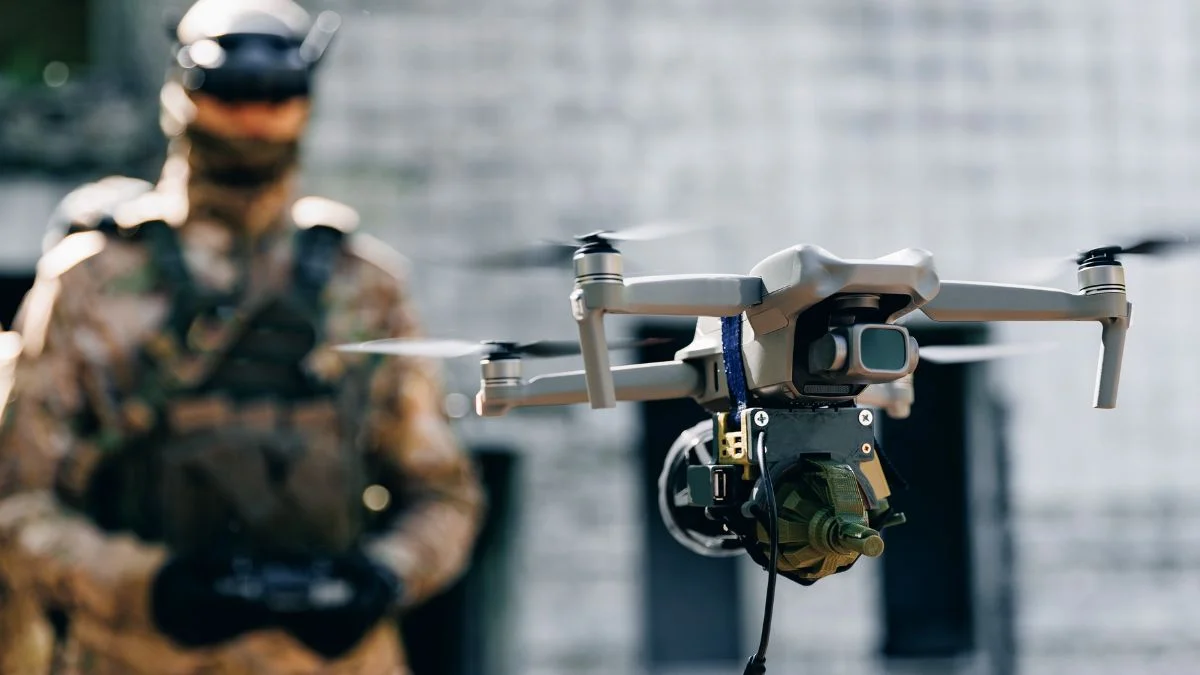 Litwa szkoli obywateli z obsługi dronów