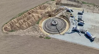 Gigantyczna dziura w ziemi. To fundamenty pod wiatrowego kolosa