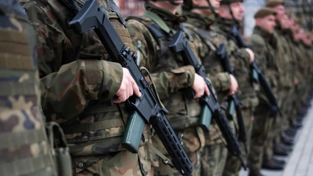 Polskie firmy zbudują platformy dla wojsk NATO. Pierwszy taki kontrakt