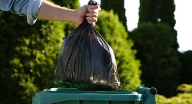 Dadzą mieszkańcom nowe worki na śmieci. Na nowy rodzaj odpadów