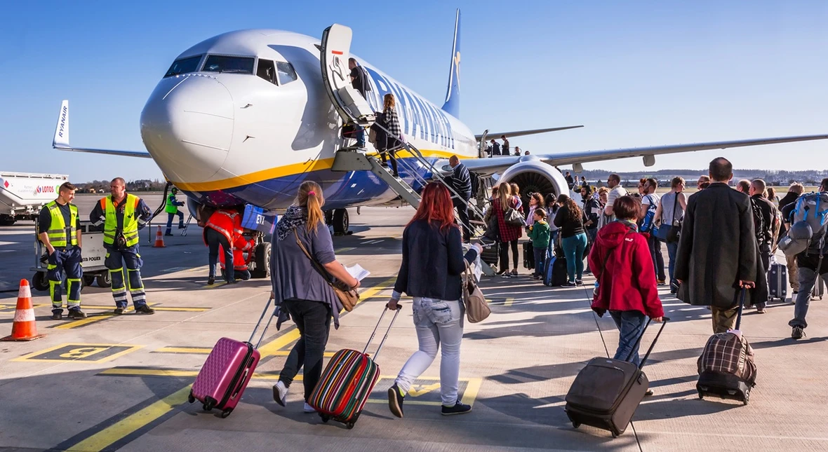 Image for Zarobią więcej, jeśli złapią cię z dużym bagażem. Ryanair urządza polowania na pasażerów