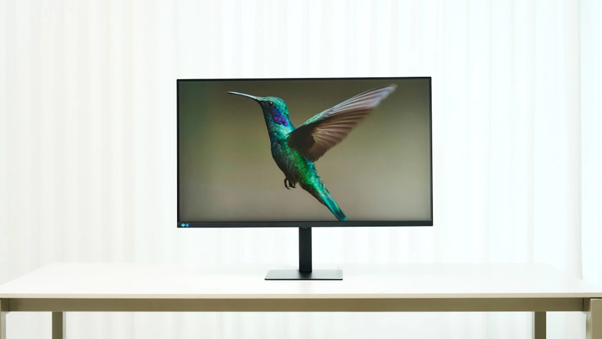 Samsung ViewFinity S8 37