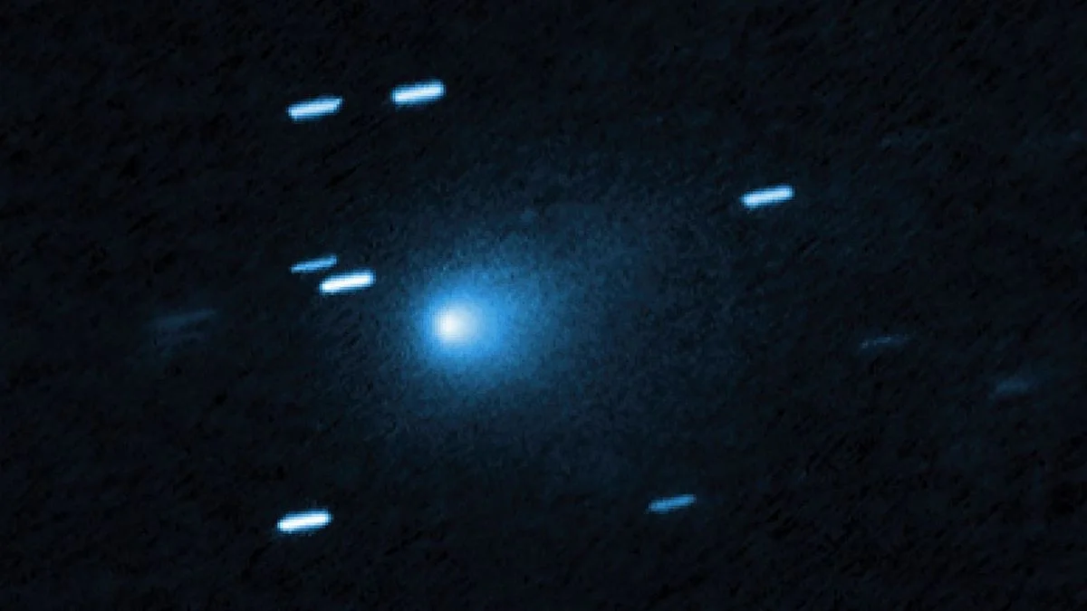 Od ponad dwóch miesięcy astronomowie śledzą w naszym Układzie Słonecznym niezwykłego gościa. Obiekt 3I/ATLAS pędzi z zawrotną prędkością przez przestrzeń kosmiczną i już teraz wiemy, że to coś absolutnie wyjątkowego. Najnowsze doniesienia są więcej niż zaskakujące.