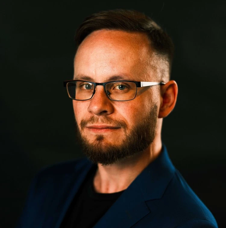 Jędrzej Dudkiewicz, autor książki &quot;Inny dom&quot; fot. Ola Zdeb 