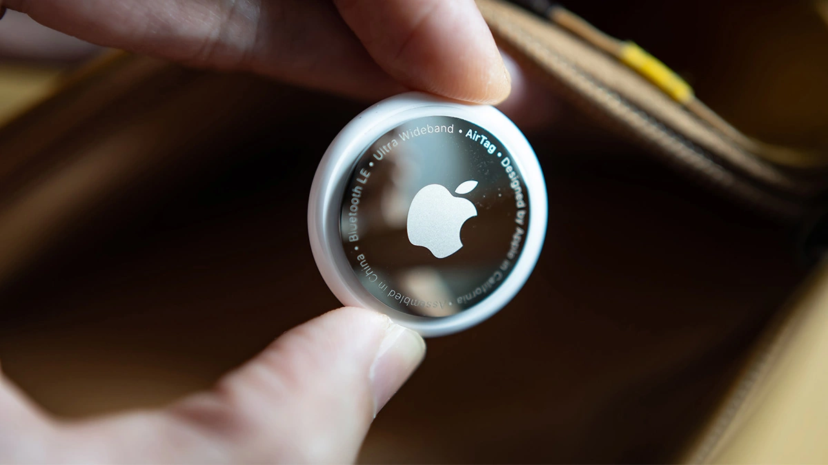 Apple AirTag pomógł odzyskać skradzioną walizkę