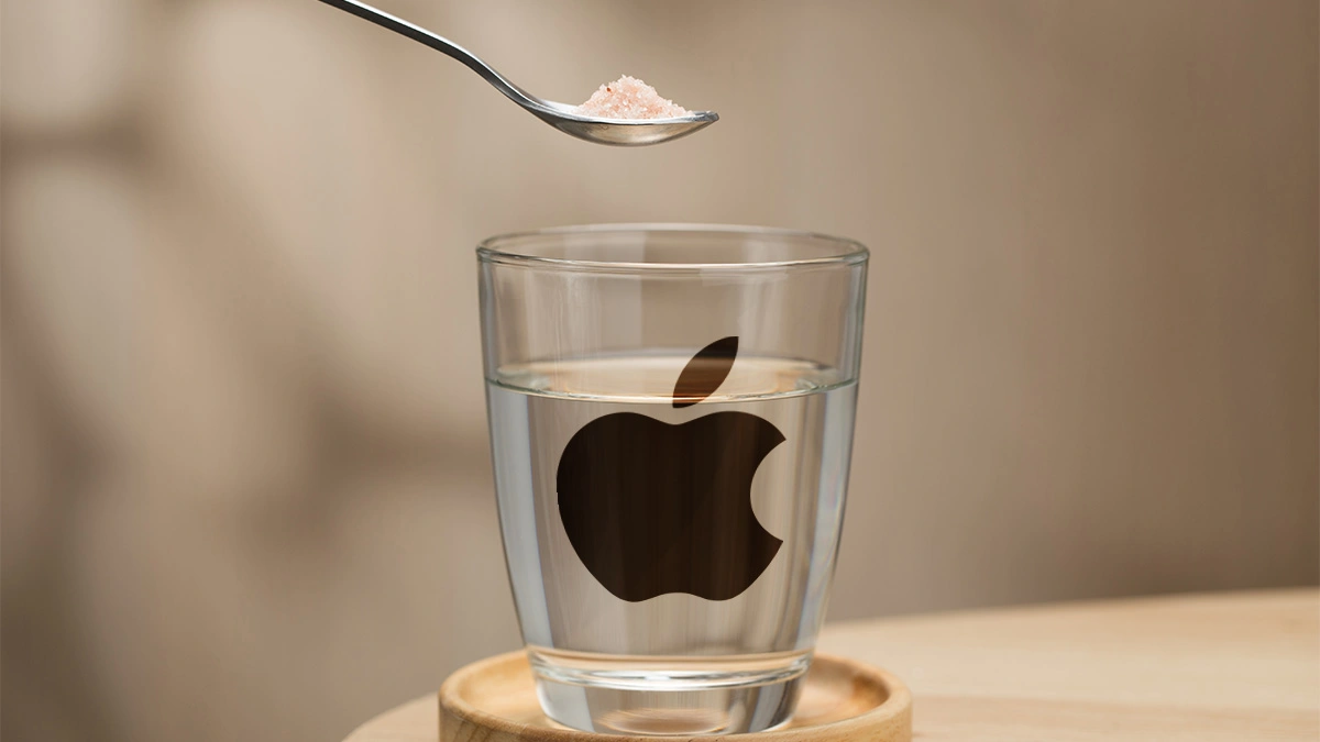 Apple zaleciło pracownikom sklepów czyszczenie iPhone 17 Pro wodą z solą